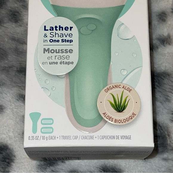 Schick Intuition Razor - Picture 3 of 8